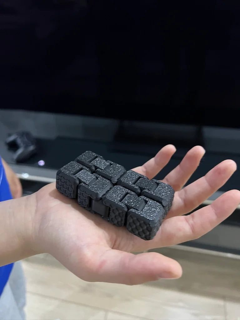 HexaFlex Stress Blok – Sonsuz Hareketli Fidget Oyuncağı